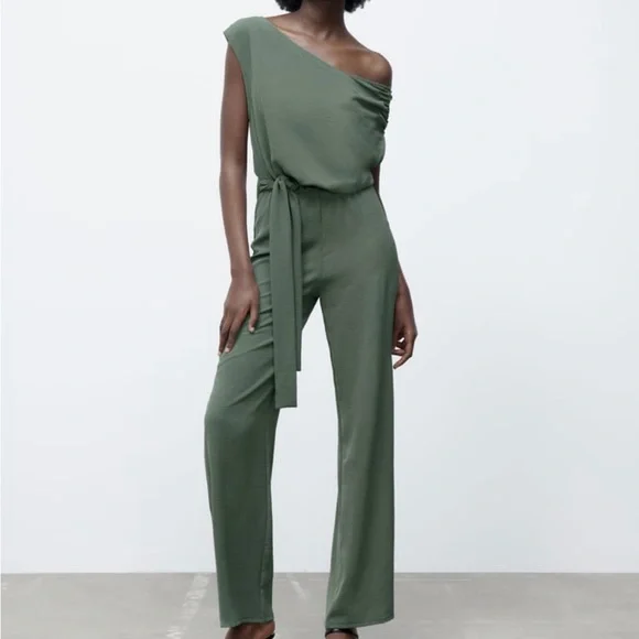 Zara | Pants & Jumpsuits | Zara Nwt S Flowy Jumpsuit In